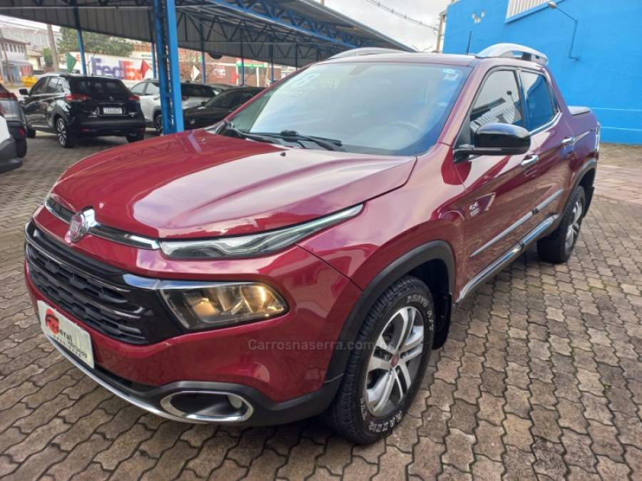 FIAT - TORO - 2018/2018 - Vermelha - R$ 104.990,00