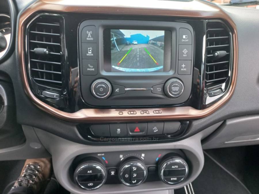 FIAT - TORO - 2018/2018 - Vermelha - R$ 104.990,00