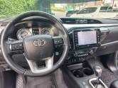 TOYOTA - HILUX - 2021/2021 - Prata - R$ 235.000,00