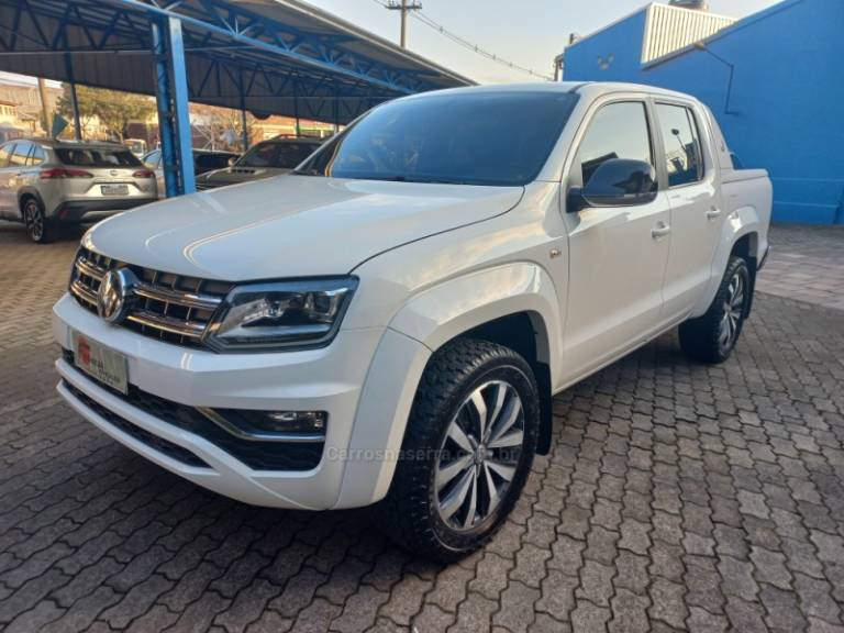 VOLKSWAGEN - AMAROK - 2020/2020 - Branca - R$ 178.800,00