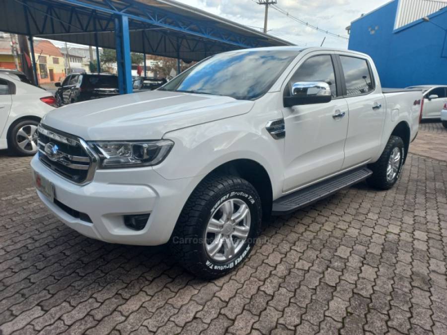 FORD - RANGER - 2022/2022 - Branca - R$ 169.900,00