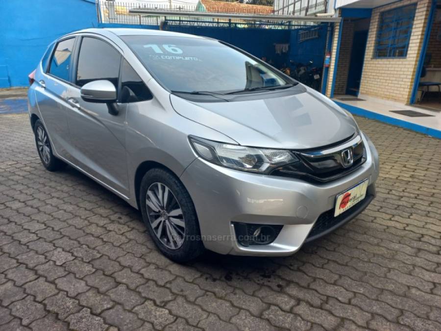 HONDA - FIT - 2016/2016 - Prata - R$ 67.500,00