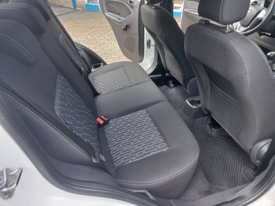 FORD - KA - 2018/2018 - Branca - R$ 43.990,00
