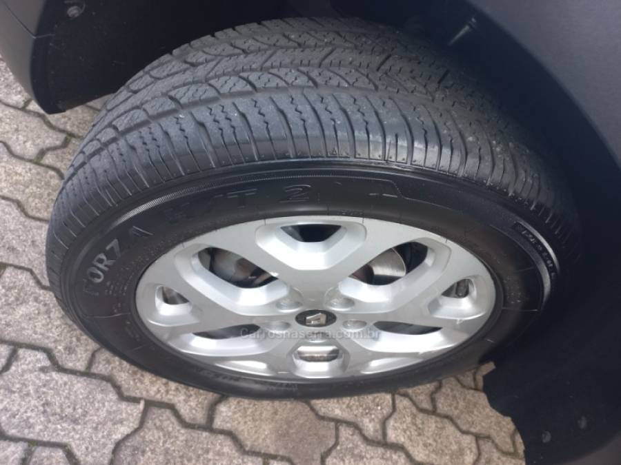 RENAULT - CAPTUR - 2018/2018 - Prata - R$ 71.500,00