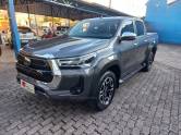 TOYOTA - HILUX - 2023/2023 - Cinza - R$ 265.990,00
