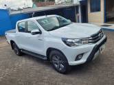 TOYOTA - HILUX - 2017/2017 - Branca - R$ 169.000,00