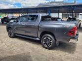 TOYOTA - HILUX - 2023/2023 - Cinza - R$ 265.000,00