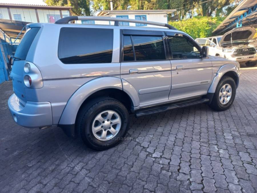 MITSUBISHI - PAJERO SPORT - 2009/2009 - Prata - R$ 62.000,00
