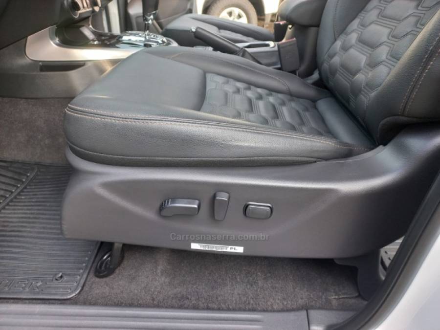 NISSAN - FRONTIER - 2025/2025 - Branca - R$ 235.000,00