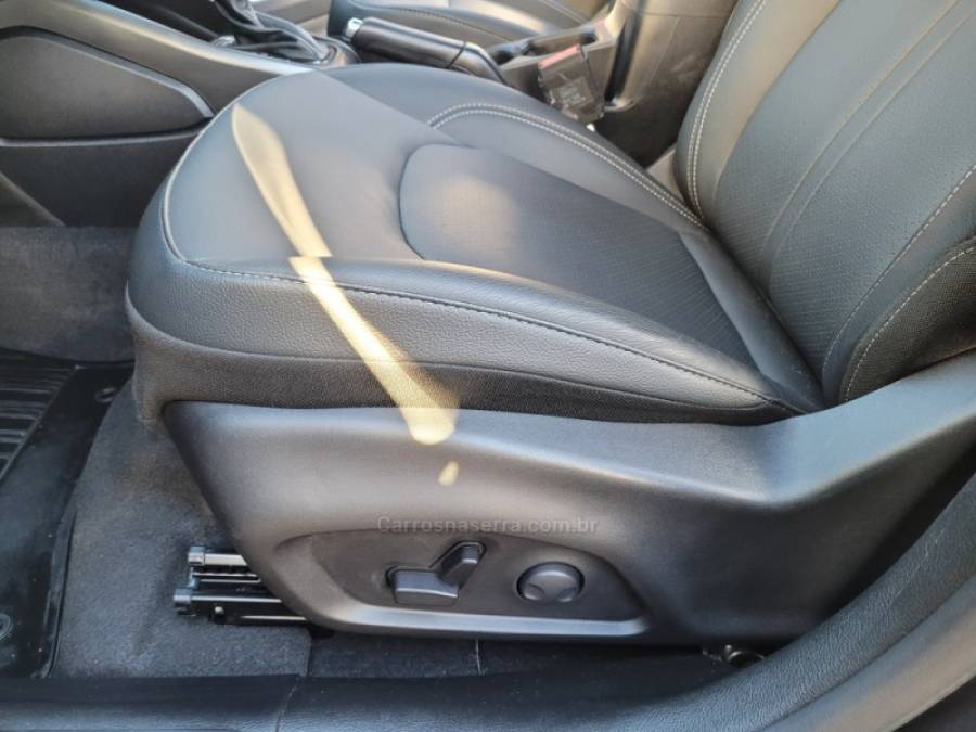 FIAT - TORO - 2025/2025 - Cinza - R$ 152.990,00