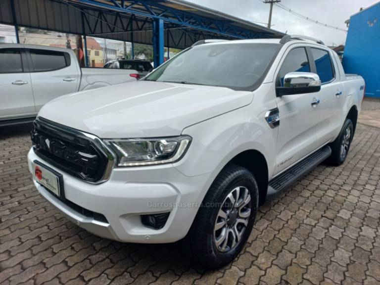 FORD - RANGER - 2021/2021 - Branca - R$ 176.000,00