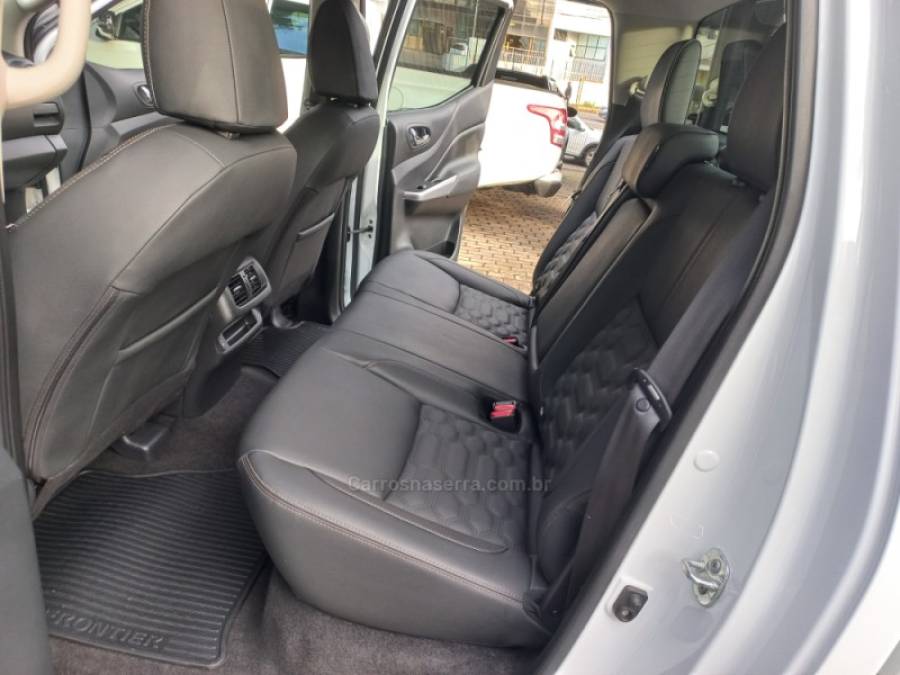 NISSAN - FRONTIER - 2025/2025 - Branca - R$ 229.990,00
