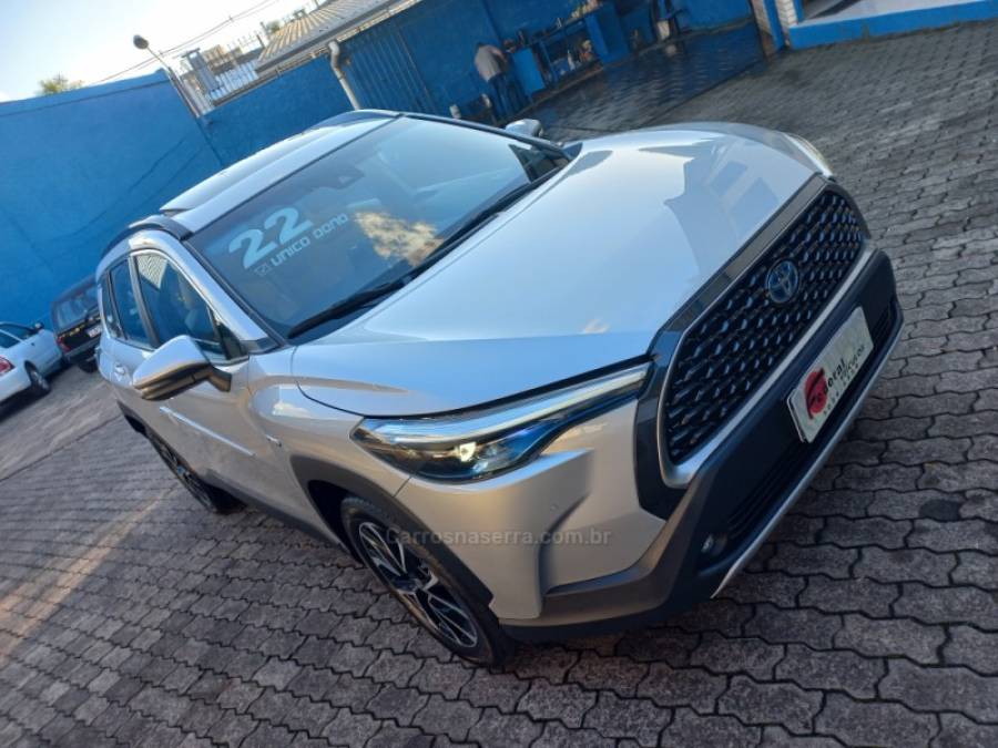 TOYOTA - COROLLA - 2022/2022 - Prata - R$ 149.990,00