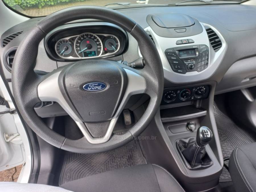 FORD - KA - 2018/2018 - Branca - R$ 43.990,00
