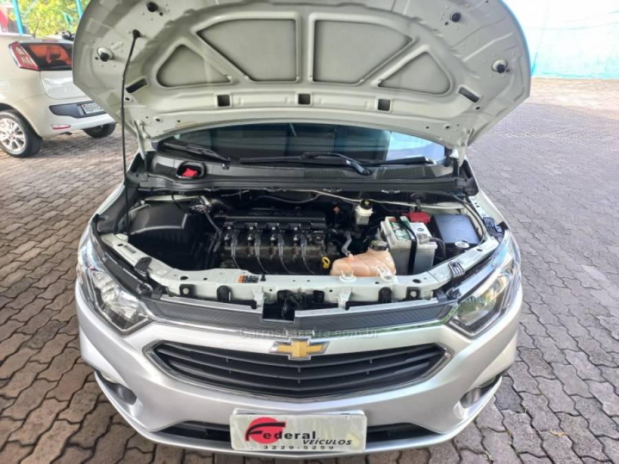 CHEVROLET - PRISMA - 2017/2017 - Prata - R$ 59.900,00