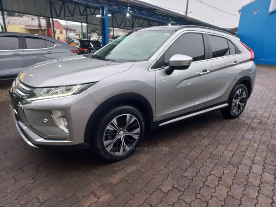 MITSUBISHI - ECLIPSE CROSS - 2019/2019 - Prata - R$ 121.990,00