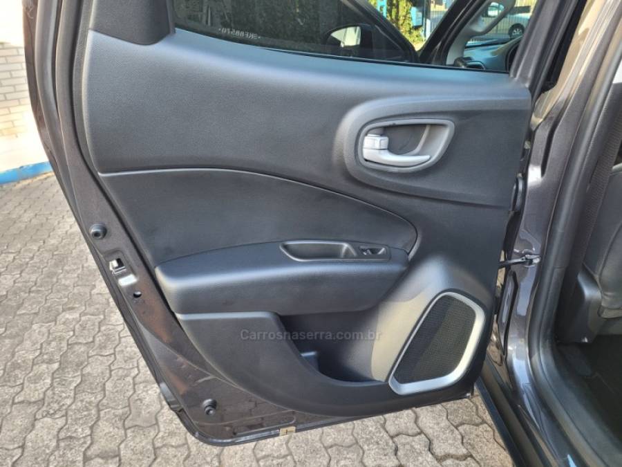 FIAT - TORO - 2025/2025 - Cinza - R$ 152.990,00