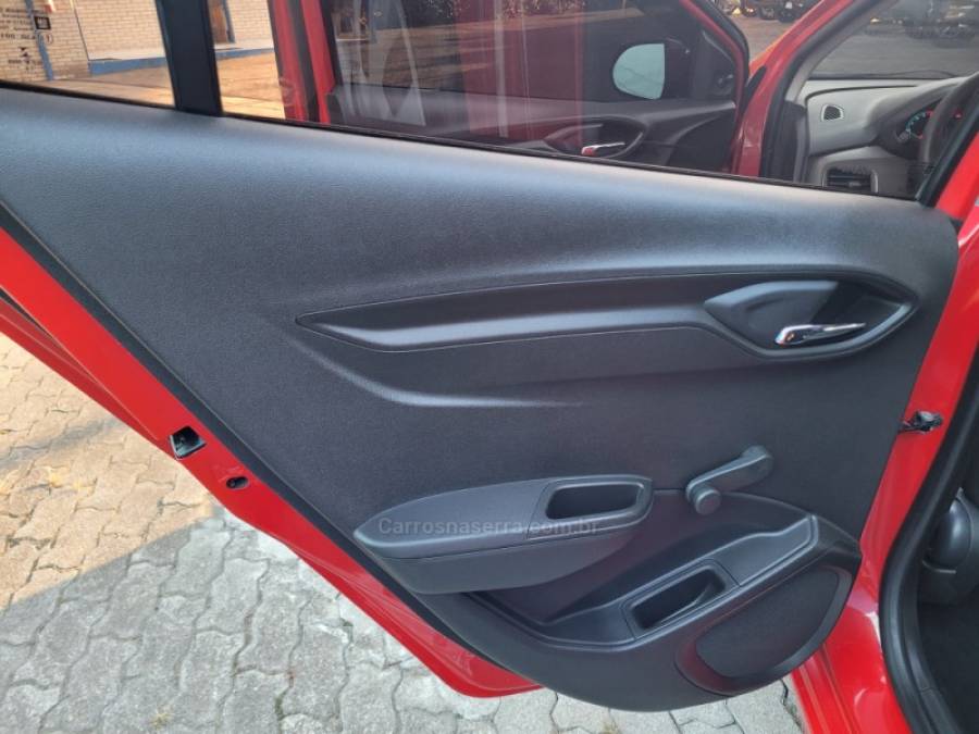 CHEVROLET - PRISMA - 2016/2016 - Vermelha - R$ 55.000,00