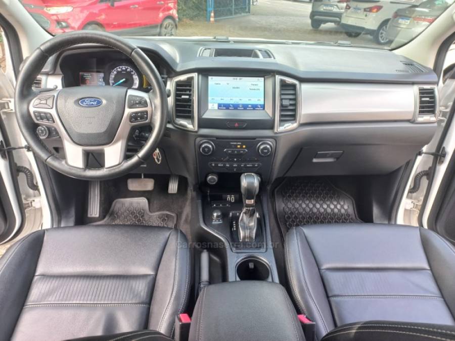FORD - RANGER - 2022/2022 - Branca - R$ 169.900,00