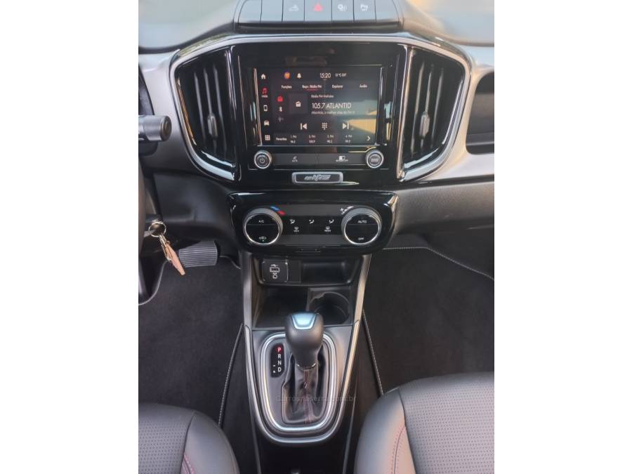 FIAT - STRADA - 2025/2025 - Prata - R$ 132.990,00