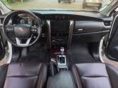 TOYOTA - HILUX SW4 - 2018/2019 - Branca - R$ 239.900,00