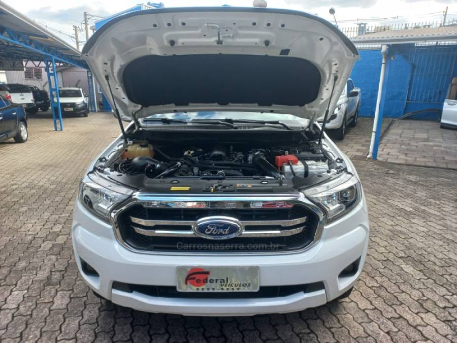 FORD - RANGER - 2022/2022 - Branca - R$ 169.900,00