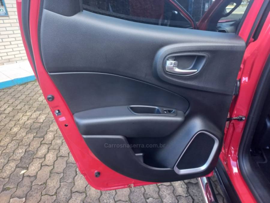 FIAT - TORO - 2022/2022 - Vermelha - R$ 139.900,00