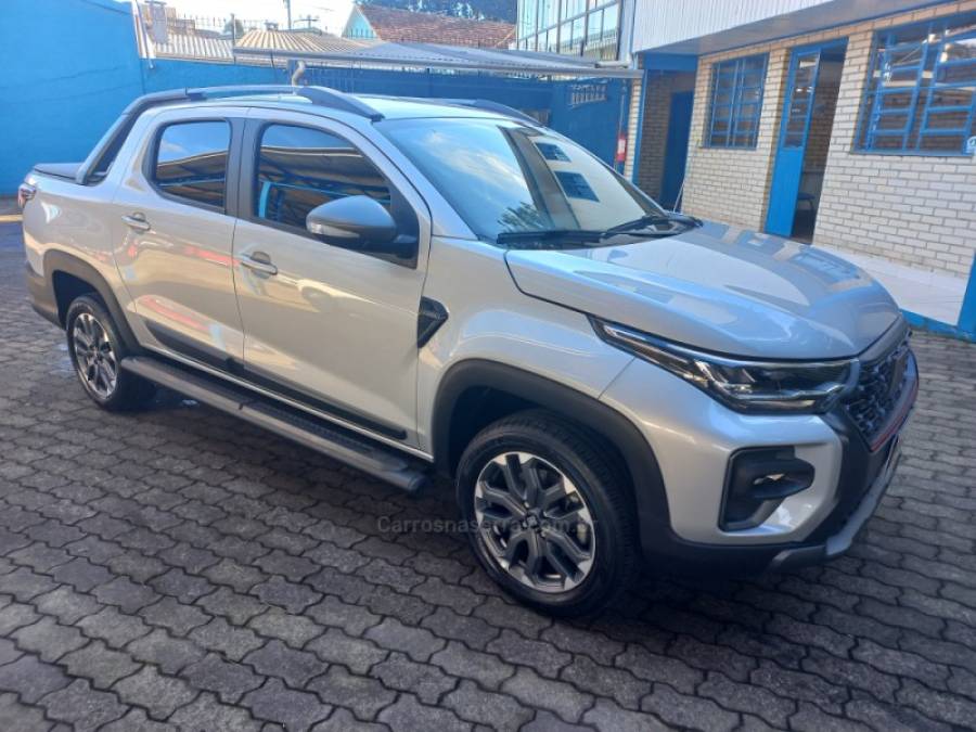 FIAT - STRADA - 2025/2025 - Prata - R$ 132.990,00