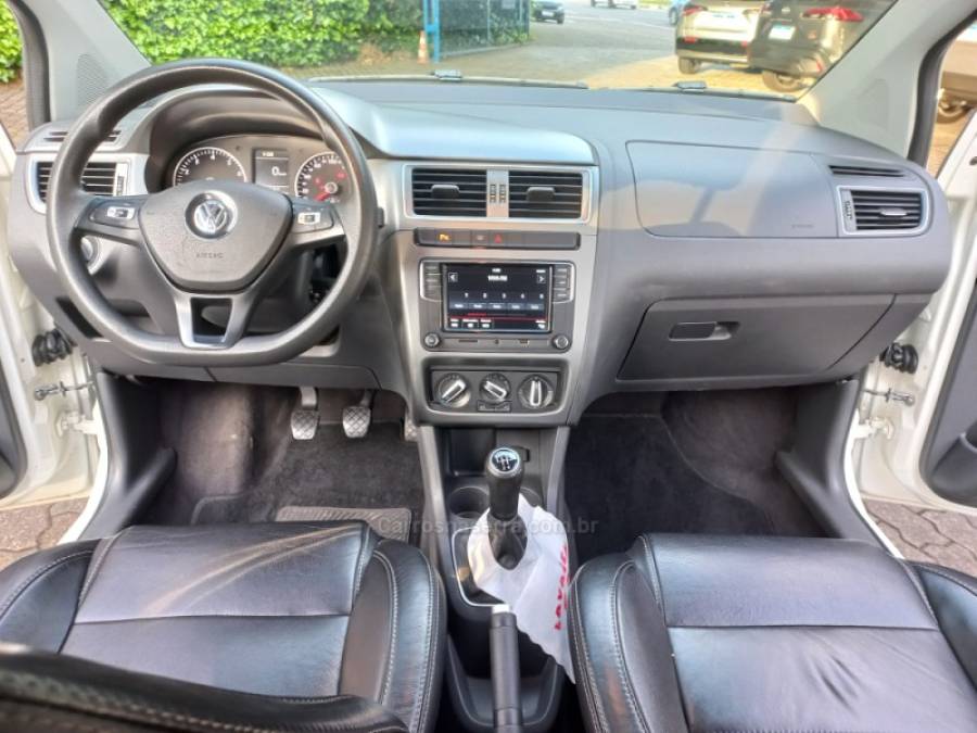 VOLKSWAGEN - SPACEFOX - 2018/2018 - Branca - R$ 57.500,00
