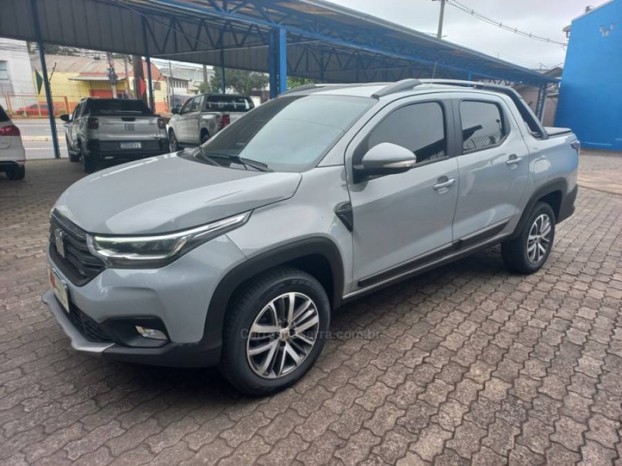 FIAT - STRADA - 2023/2023 - Cinza - R$ 116.990,00