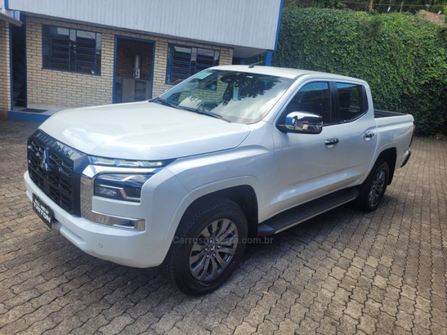 MITSUBISHI - L200 TRITON - 2025/2026 - Branca - R$ 329.990,00