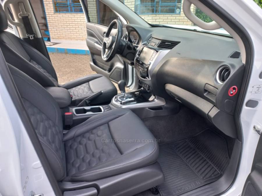 NISSAN - FRONTIER - 2025/2025 - Branca - R$ 229.990,00