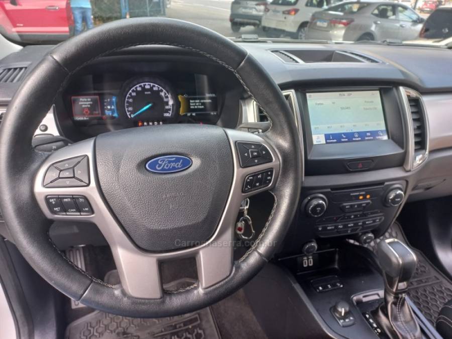 FORD - RANGER - 2022/2022 - Branca - R$ 169.900,00