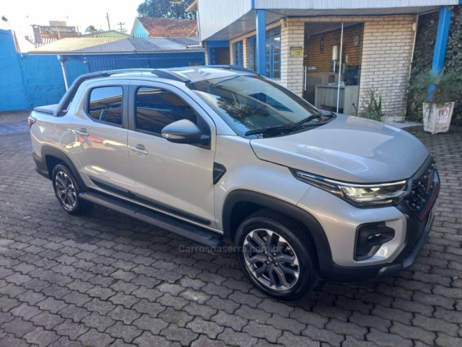 FIAT - STRADA - 2025/2025 - Prata - R$ 132.990,00
