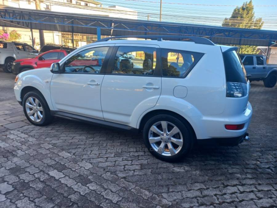 MITSUBISHI - OUTLANDER - 2011/2011 - Branca - R$ 64.000,00