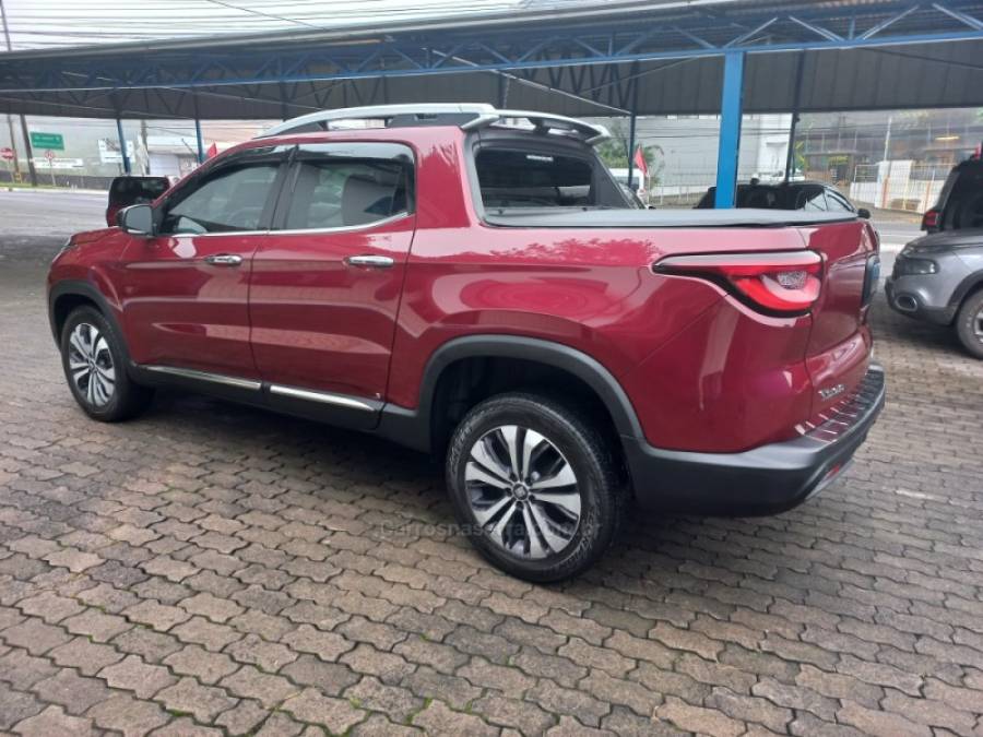 FIAT - TORO - 2022/2022 - Vermelha - R$ 145.990,00