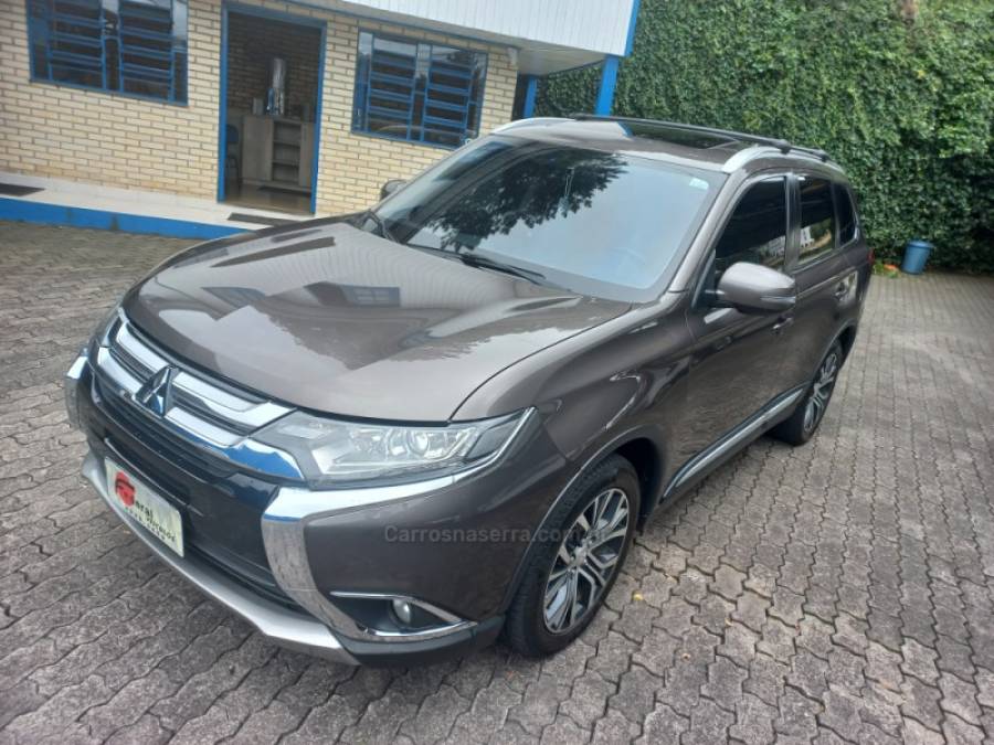 MITSUBISHI - OUTLANDER - 2017/2017 - Cinza - R$ 139.900,00