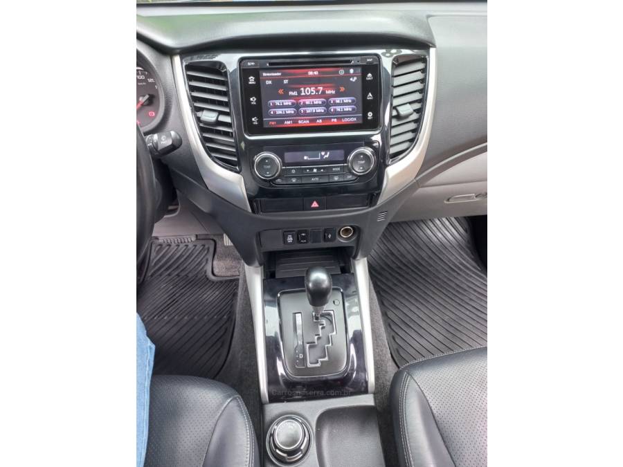 MITSUBISHI - L200 TRITON - 2018/2018 - Branca - R$ 145.000,00