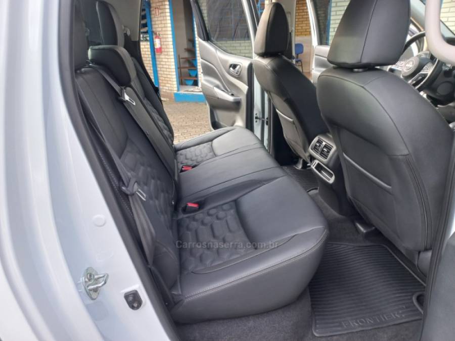 NISSAN - FRONTIER - 2025/2025 - Branca - R$ 229.990,00