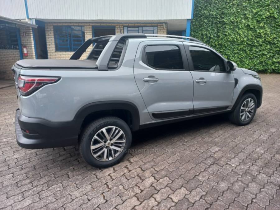 FIAT - STRADA - 2023/2023 - Cinza - R$ 116.990,00