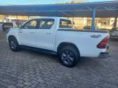TOYOTA - HILUX - 2017/2017 - Branca - R$ 169.000,00