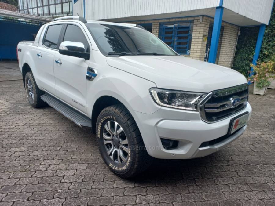 FORD - RANGER - 2022/2022 - Branca - R$ 195.000,00