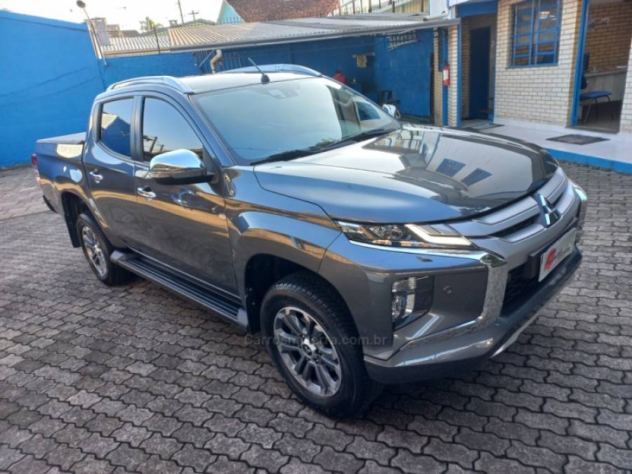 MITSUBISHI - L200 TRITON - 2022/2022 - Cinza - R$ 195.000,00