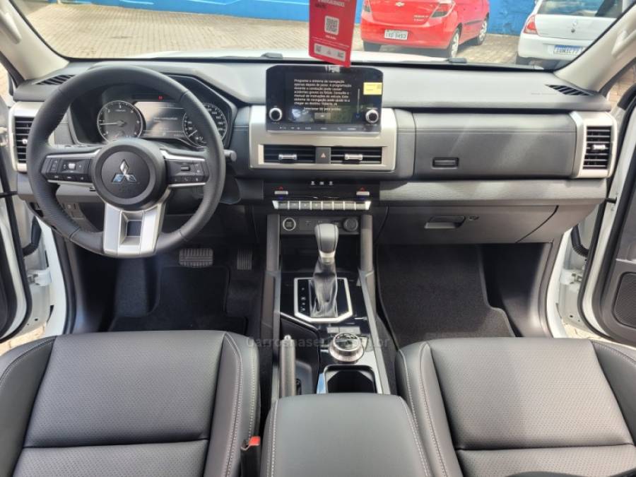 MITSUBISHI - L200 TRITON - 2025/2026 - Branca - R$ 329.990,00
