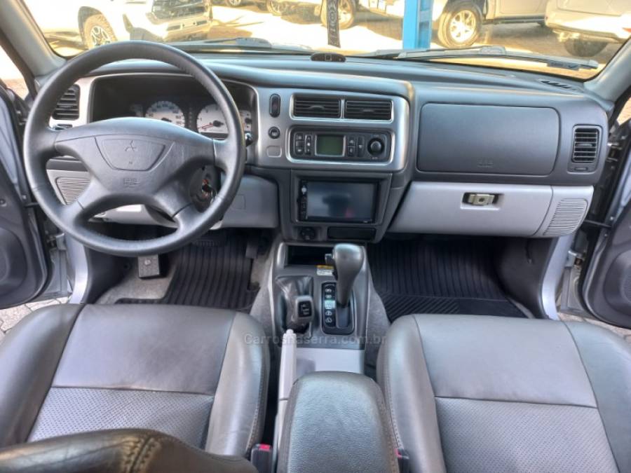MITSUBISHI - PAJERO SPORT - 2009/2009 - Prata - R$ 62.000,00