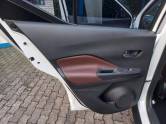 NISSAN - KICKS - 2022/2022 - Branca - R$ 99.900,00