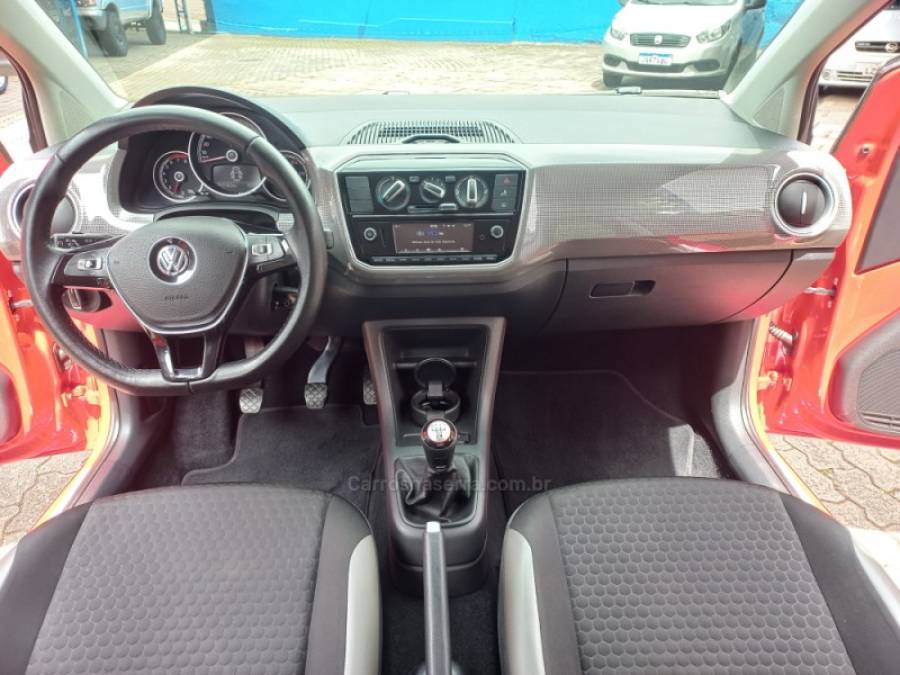 VOLKSWAGEN - UP - 2019/2019 - Vermelha - R$ 65.990,00