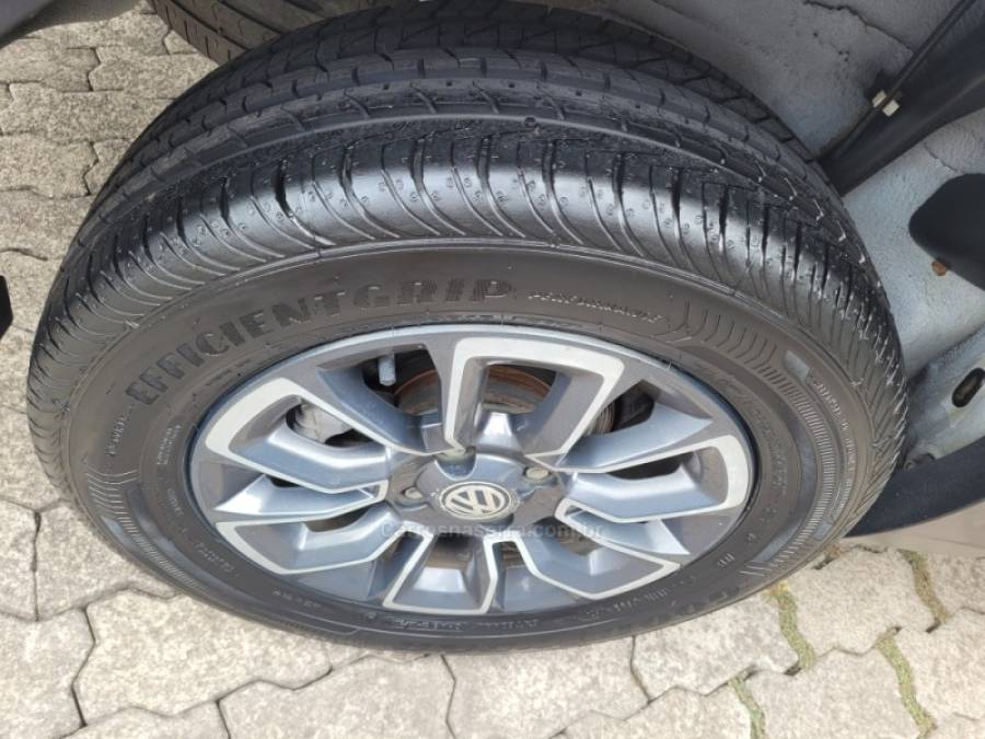 VOLKSWAGEN - SAVEIRO - 2019/2019 - Branca - R$ 85.900,00