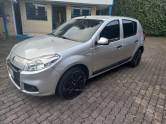 RENAULT - SANDERO - 2013/2013 - Prata - R$ 34.900,00