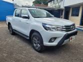 TOYOTA - HILUX - 2017/2017 - Branca - R$ 169.000,00